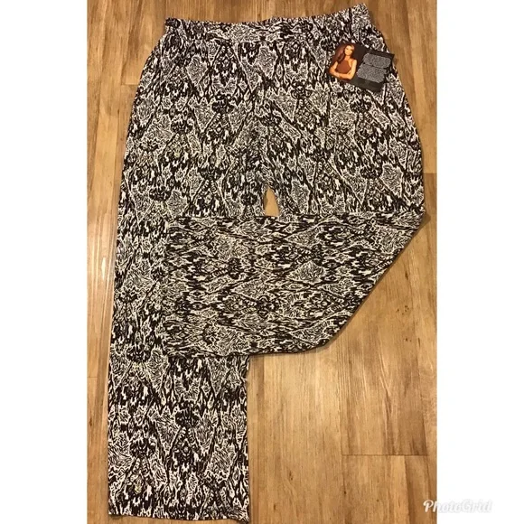 Iman Palazzo Style Pants - Picture 2 of 6